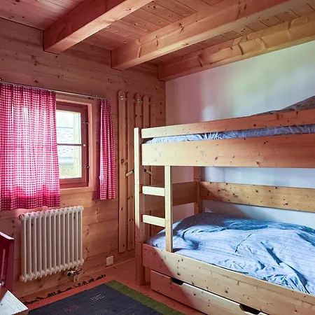 Casa Seglias Semesterbostad